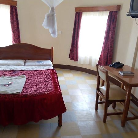 Nanyuki Simba Lodge Екстер'єр фото